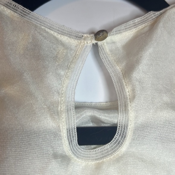 100% silk top with beautiful beading Leon Max limited edition - Picture 4 of 7